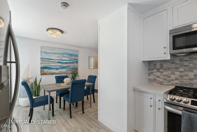 17053 Roscoe Boulevard 6, Northridge, CA 91325