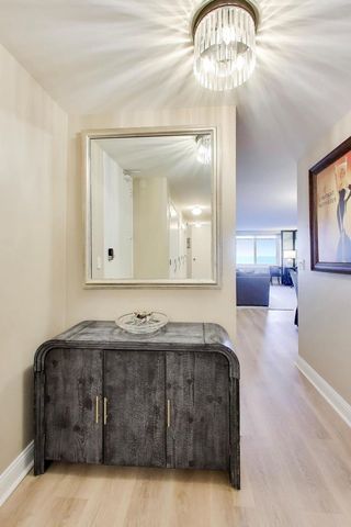 1440 N Lake Shore Drive 5E, Chicago, IL 60610