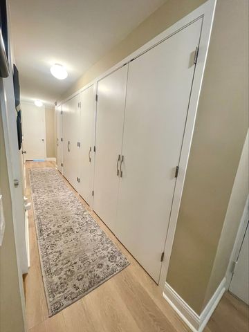 1440 N Lake Shore Drive 5E, Chicago, IL 60610