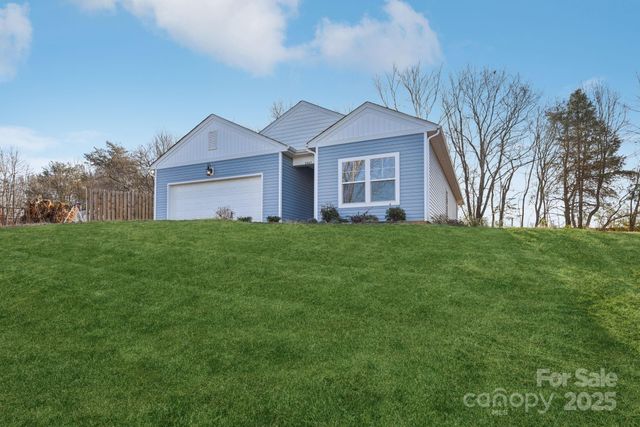 3567 Farmfield Drive, Claremont, NC 28610