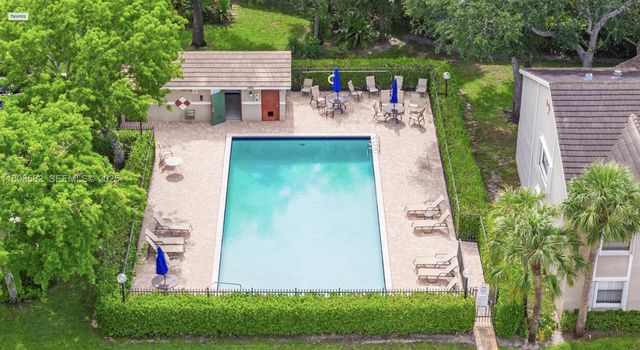 9601 RIVERSIDE Drive A5, Coral Springs, FL 33071