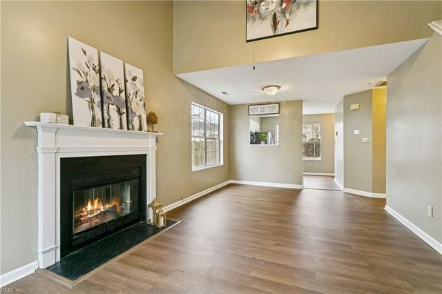 269 Summerlake LN, Newport News, VA 23602