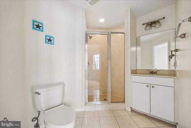 904 LINCOLN AVE, Falls Church, VA 22046