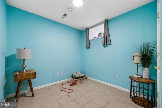 904 LINCOLN AVE, Falls Church, VA 22046