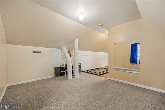 904 LINCOLN AVE, Falls Church, VA 22046