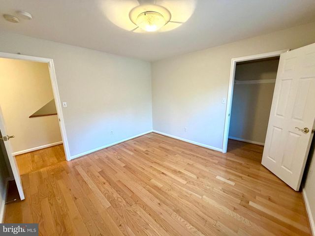 904 LINCOLN AVE, Falls Church, VA 22046