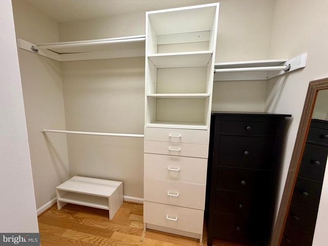 904 LINCOLN AVE, Falls Church, VA 22046