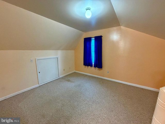 904 LINCOLN AVE, Falls Church, VA 22046