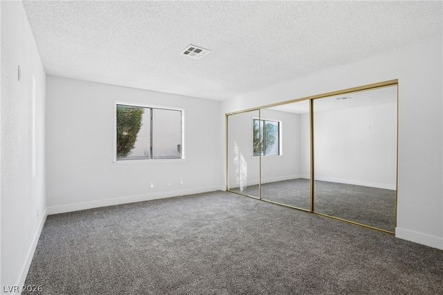 1008 Falconhead Lane 102, Las Vegas, NV 89128