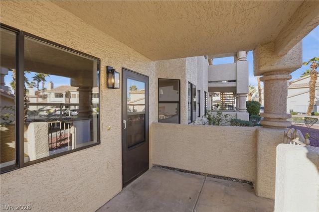1008 Falconhead Lane 102, Las Vegas, NV 89128