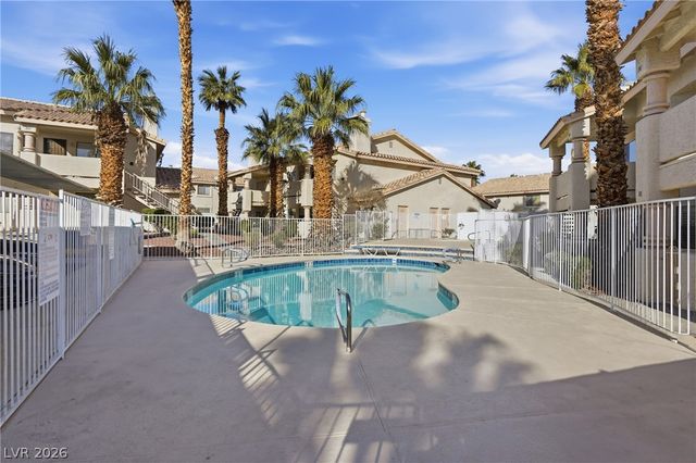 1008 Falconhead Lane 102, Las Vegas, NV 89128