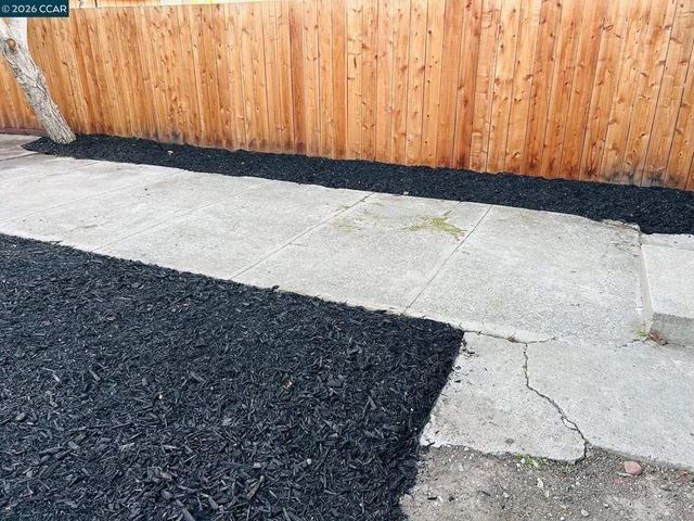 532 5th St, Richmond, CA 94801