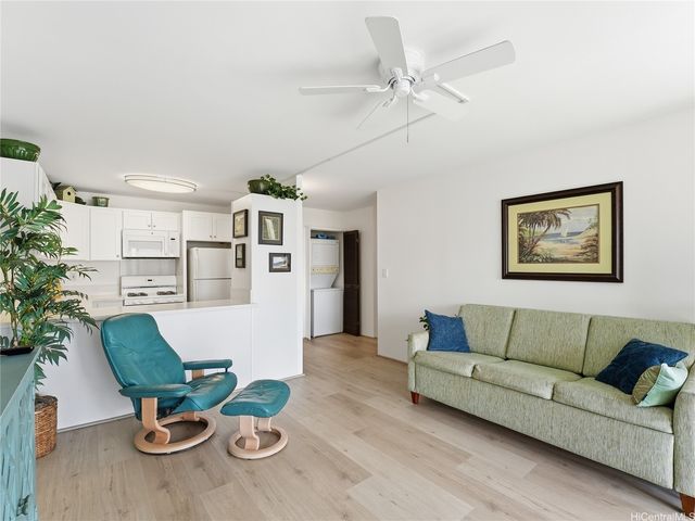 475 Atkinson Drive 1604, Honolulu, HI 96814