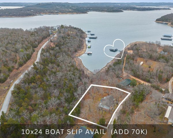 25 Palomino Court, Lampe, MO 65681