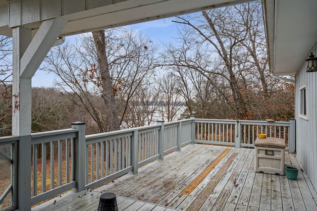 25 Palomino Court, Lampe, MO 65681