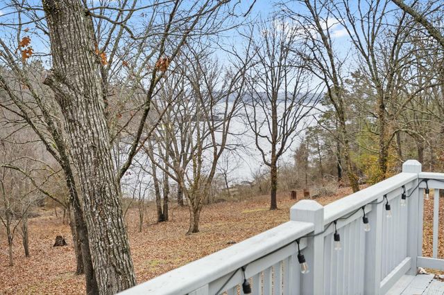 25 Palomino Court, Lampe, MO 65681