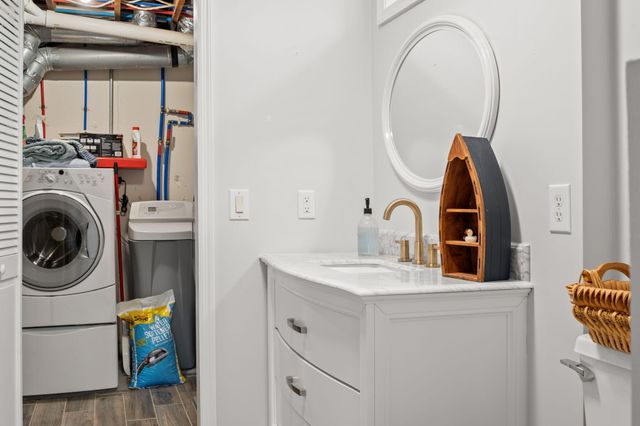 25 Palomino Court, Lampe, MO 65681