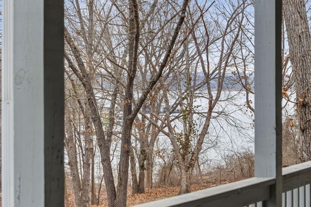 25 Palomino Court, Lampe, MO 65681