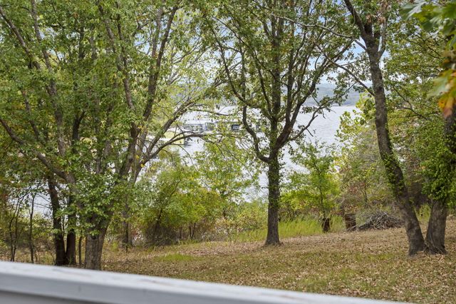 25 Palomino Court, Lampe, MO 65681