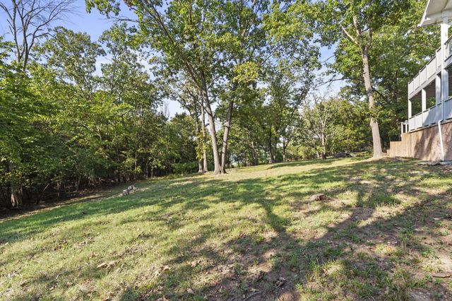 25 Palomino Court, Lampe, MO 65681