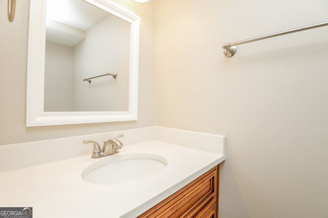 409 W I Parkway, Dallas, GA 30132