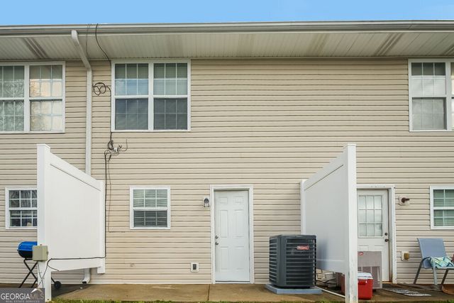 409 W I Parkway, Dallas, GA 30132