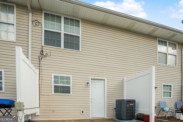 409 W I Parkway, Dallas, GA 30132