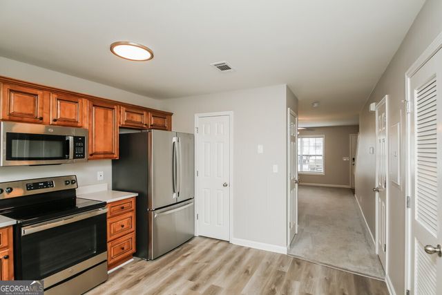 409 W I Parkway, Dallas, GA 30132