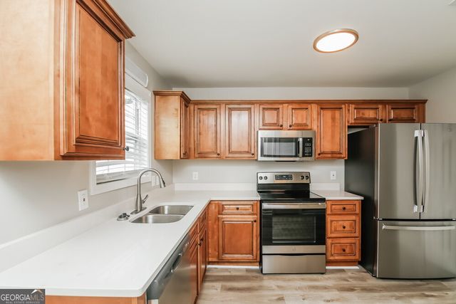 409 W I Parkway, Dallas, GA 30132