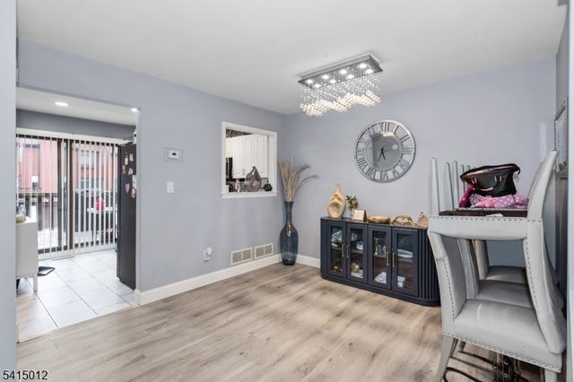 40 Bennington Sq, Washington Twp., NJ 07840