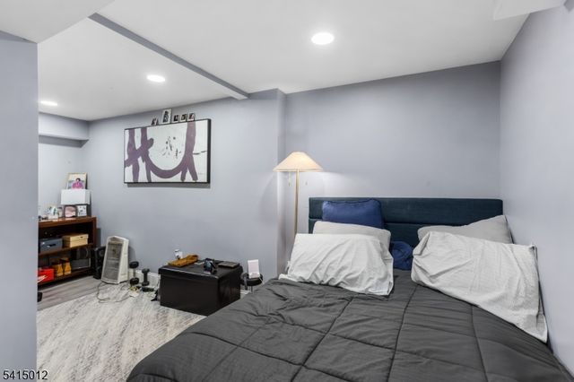 40 Bennington Sq, Washington Twp., NJ 07840