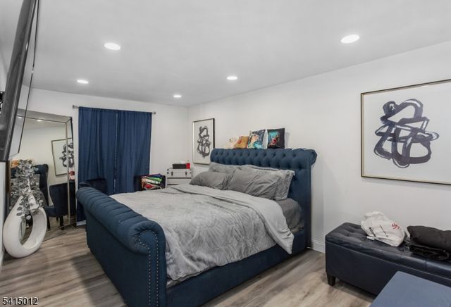 40 Bennington Sq, Washington Twp., NJ 07840