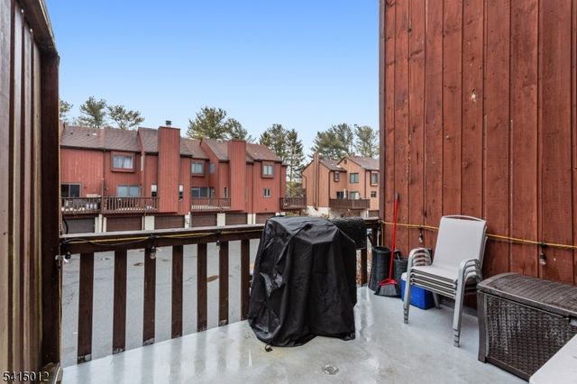 40 Bennington Sq, Washington Twp., NJ 07840