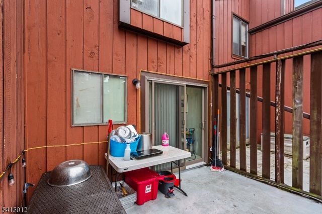 40 Bennington Sq, Washington Twp., NJ 07840