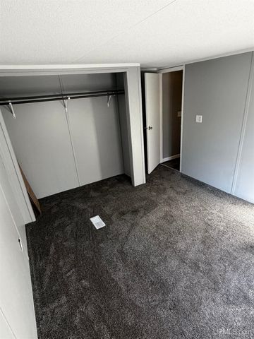 E3807 Louds Spur Road, Chatham, MI 49816