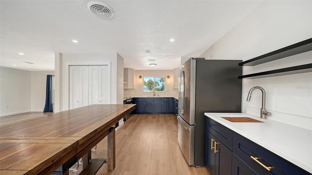 447 N SHORE DRIVE, Osprey, FL 34229