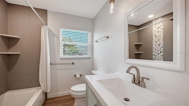 447 N SHORE DRIVE, Osprey, FL 34229