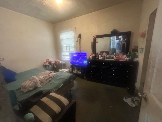 7015 S Wood Street, Chicago, IL 60636