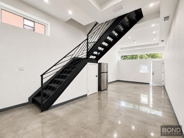 926 E 99th Street, New York City, NY 11236