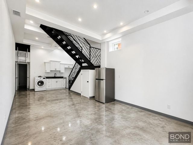 926 E 99th Street, New York City, NY 11236