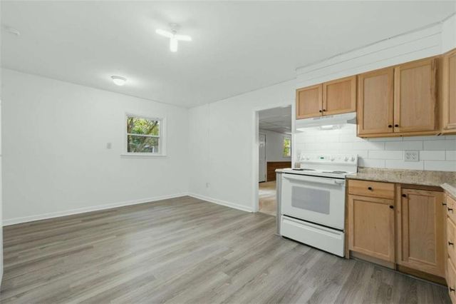 1720 Windsorbrooke Drive, Marietta, GA 30062