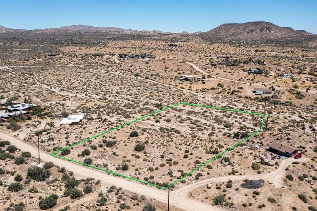 108 Riverside Drive, Pioneertown, CA 92268