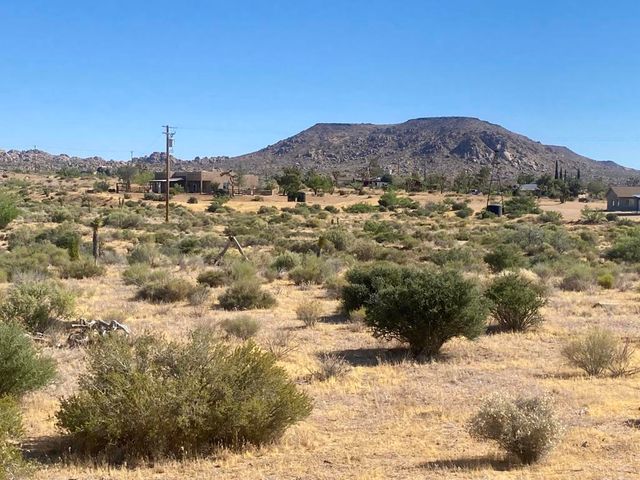108 Riverside Drive, Pioneertown, CA 92268
