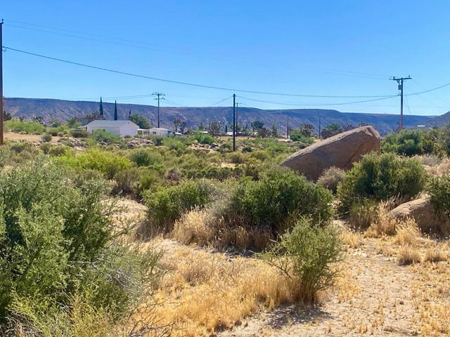 108 Riverside Drive, Pioneertown, CA 92268