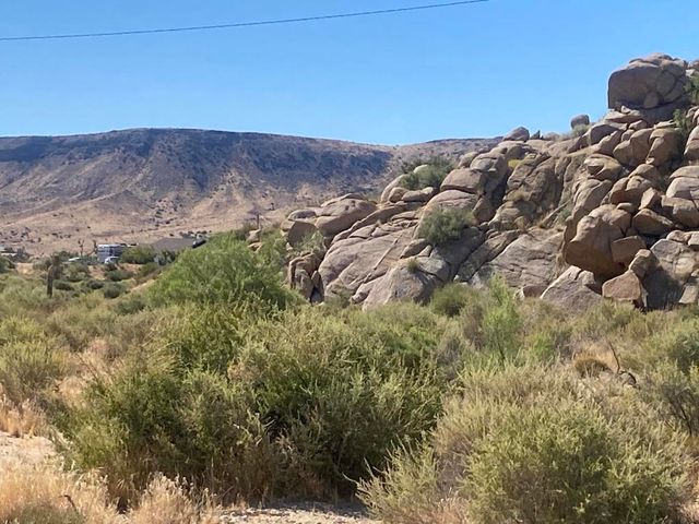 108 Riverside Drive, Pioneertown, CA 92268