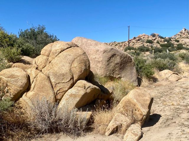 108 Riverside Drive, Pioneertown, CA 92268