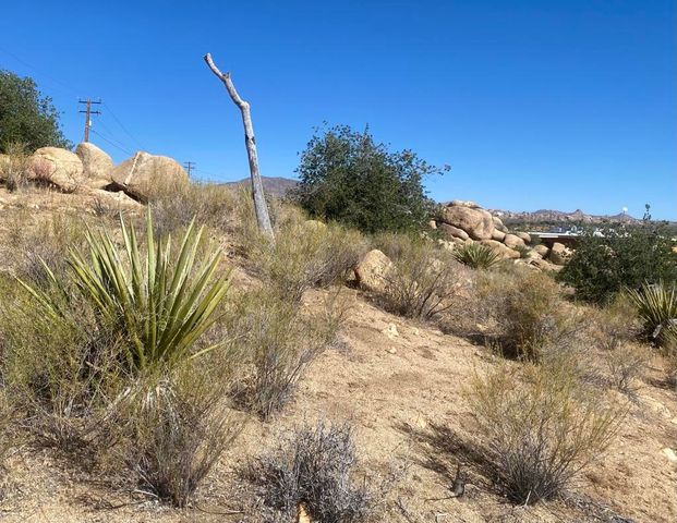 108 Riverside Drive, Pioneertown, CA 92268