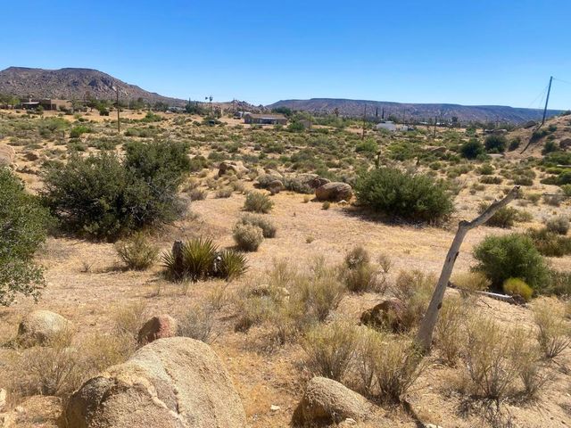108 Riverside Drive, Pioneertown, CA 92268