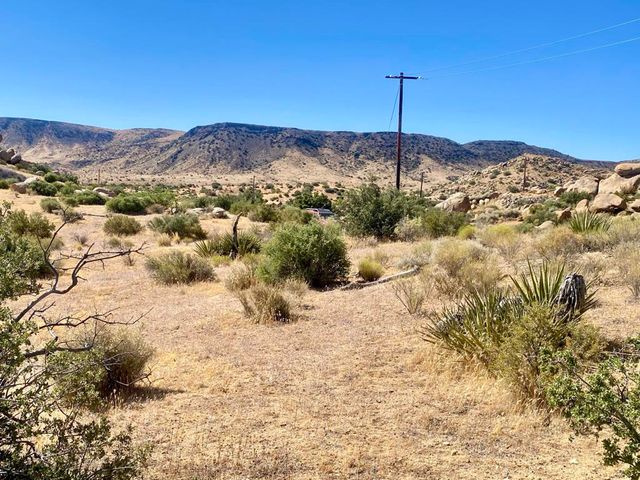 108 Riverside Drive, Pioneertown, CA 92268