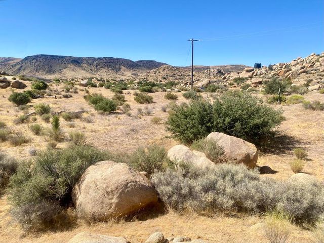 108 Riverside Drive, Pioneertown, CA 92268